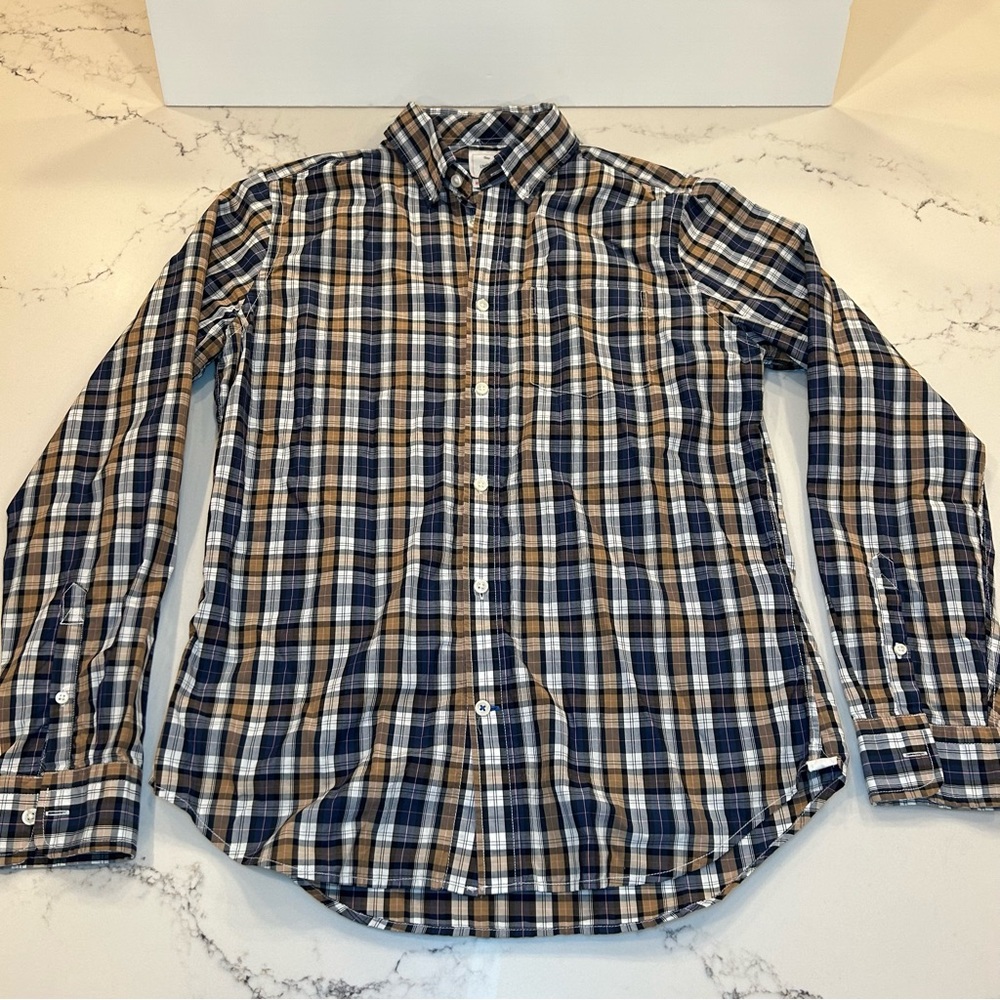 Mens GAP Lived In Long Sleeve Button Up Shirt - Blue Tan Plaid